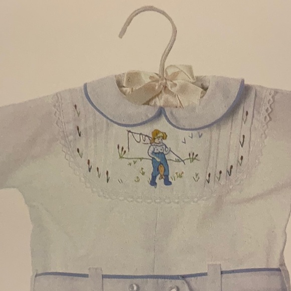 Mint condition, vintage, needlework Erica Wilson’s World designs. Beautiful. - Picture 5 of 10